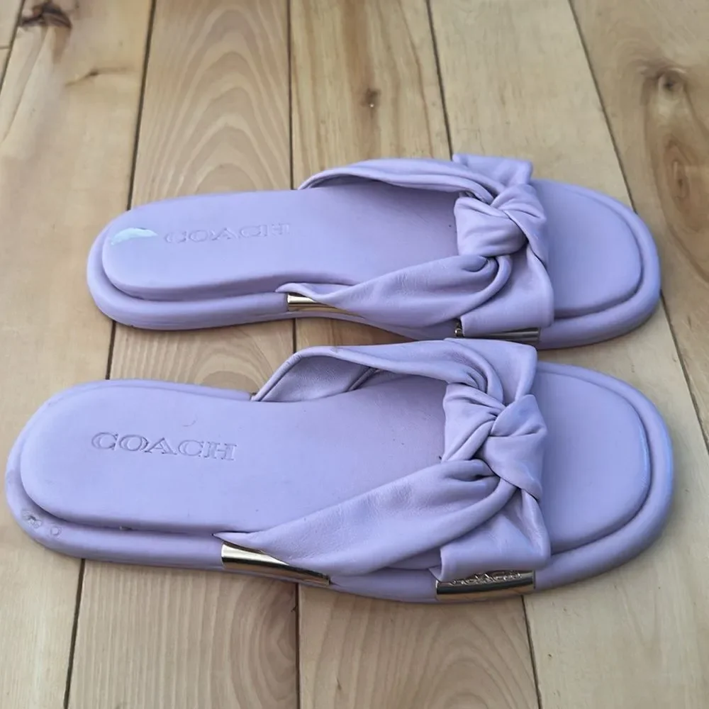 Coach Women Brooklyn Leather Knot Sandals!